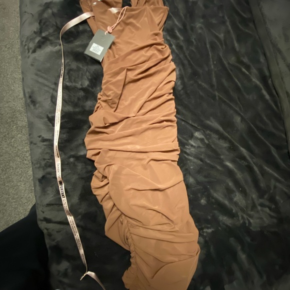 House of CB Chocolate Ruched dress - Picture 8 of 10